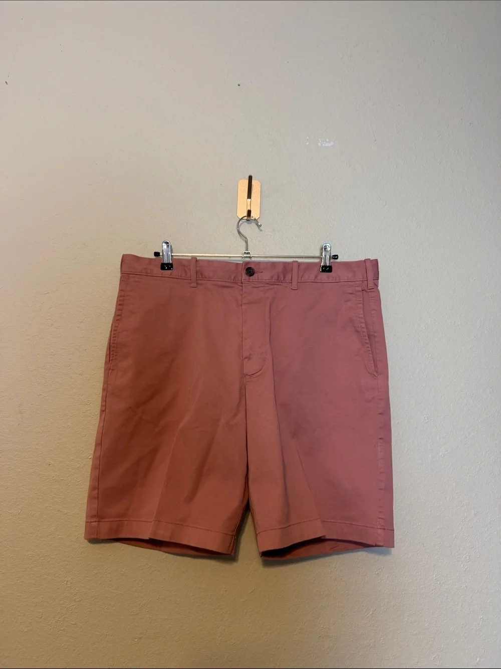 J. Crew 9” Flex Chino Shorts Feathered Rose 99% Cotton Normcore Preppy Size 36